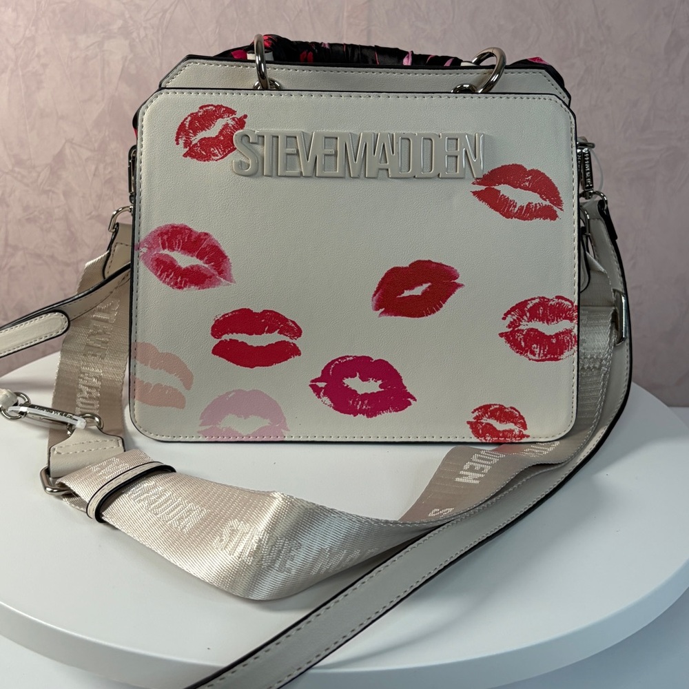 Steve Madden BEvelyn Kiss Print Women's Bag Chalk - Picture 3 of 16